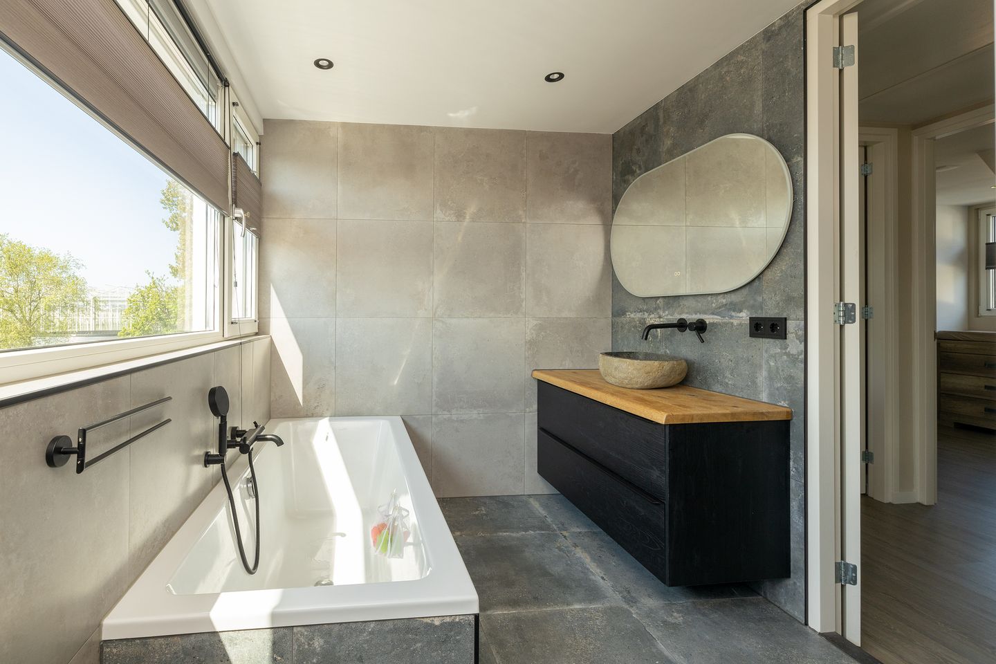 Photo 49 of Middel Broekweg 116