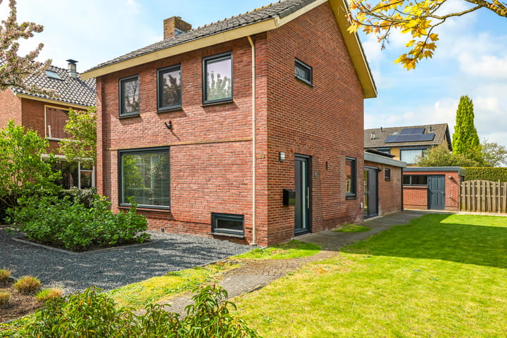 Foto 4 van Julianastraat 18