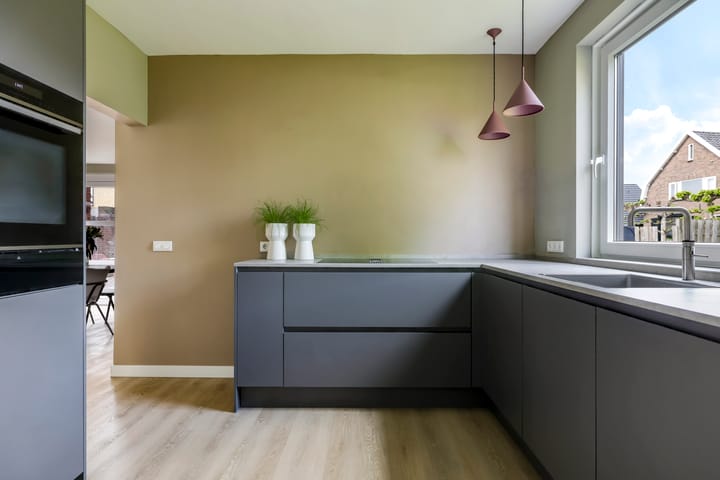 Foto 8 van Julianastraat 18