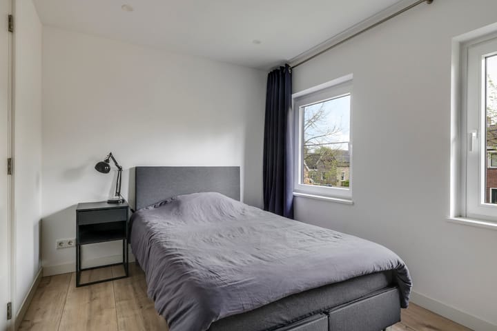 Foto 42 van Julianastraat 18