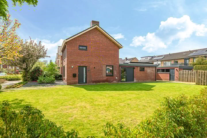 Foto 49 van Julianastraat 18