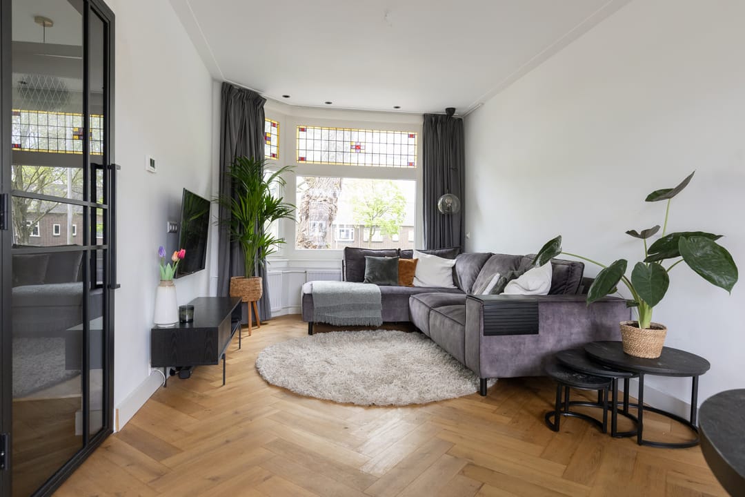 Photo 2 of Burgemeester van Tuyllkade 104-BS