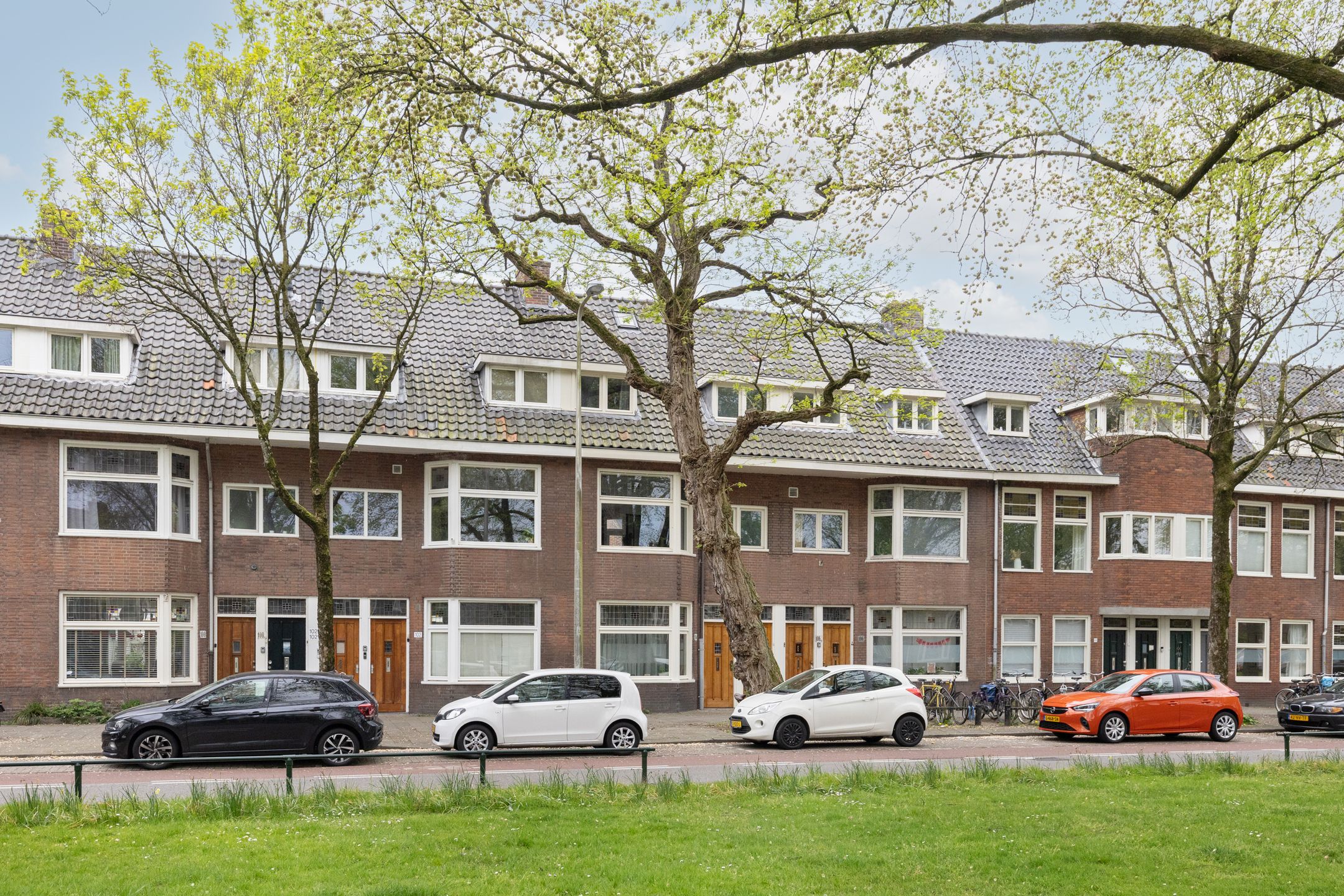 Photo 6 of Burgemeester van Tuyllkade 104-BS