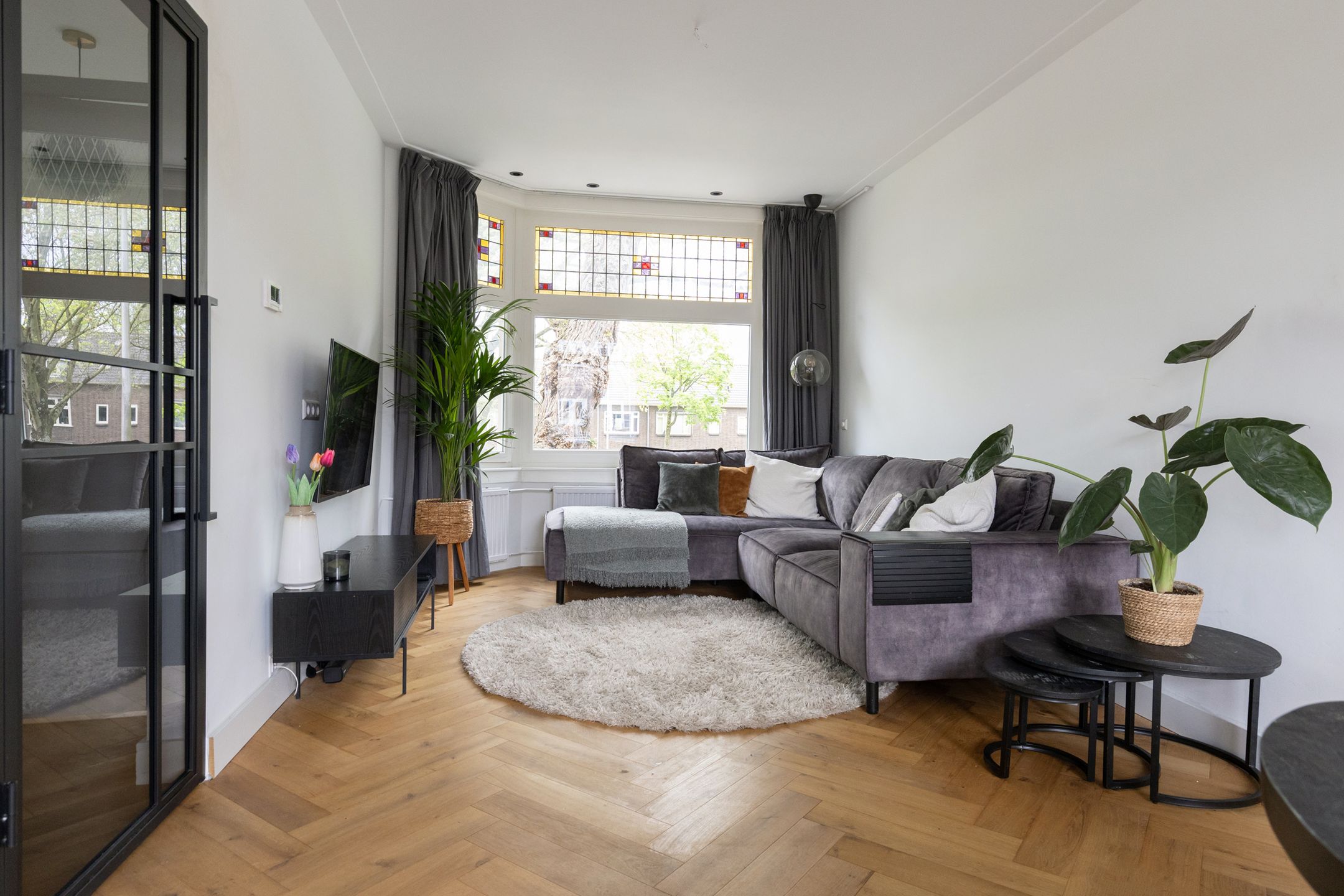 Photo 12 of Burgemeester van Tuyllkade 104-BS