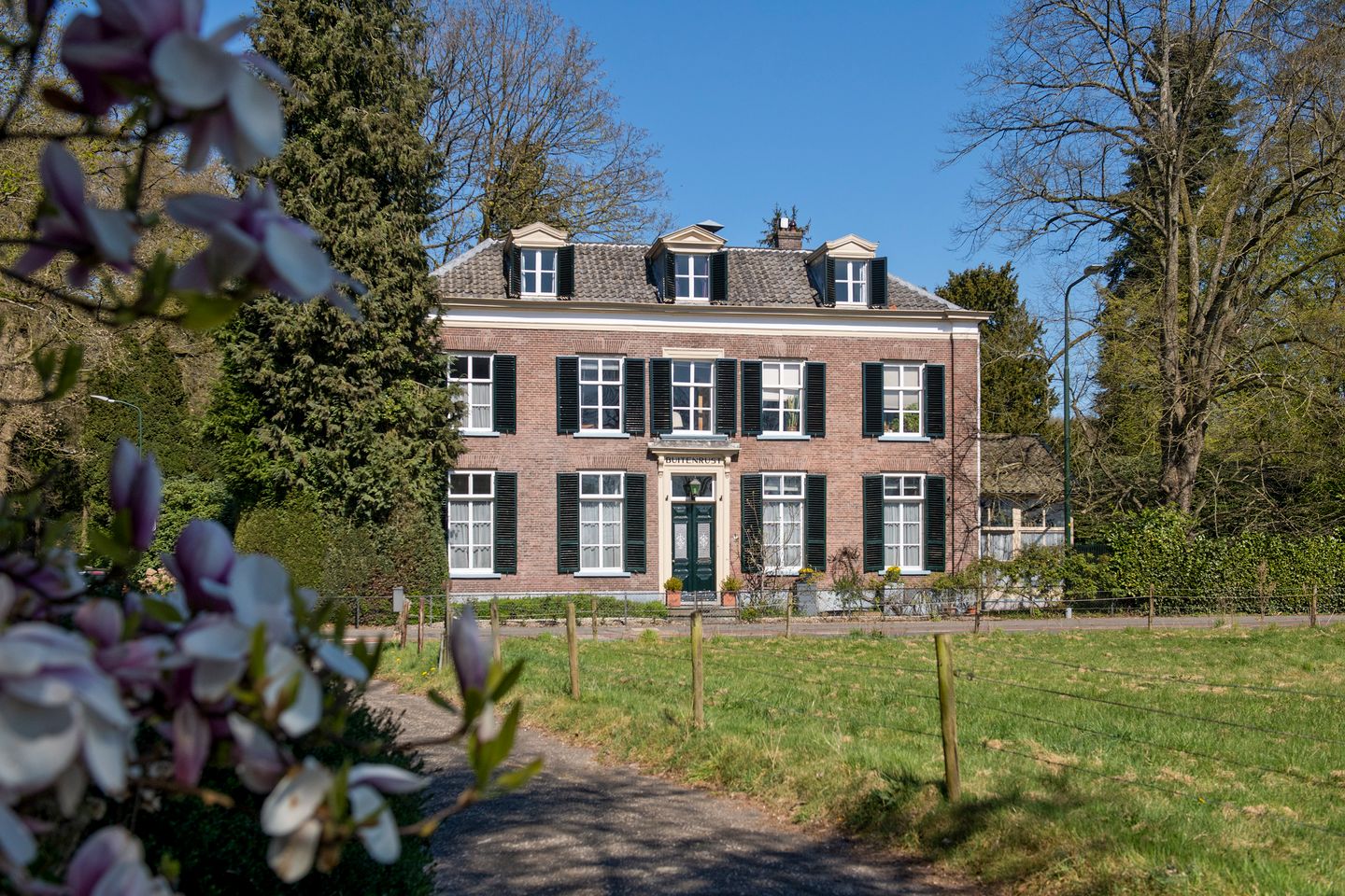 Foto 1 van Benedendorpsweg 171