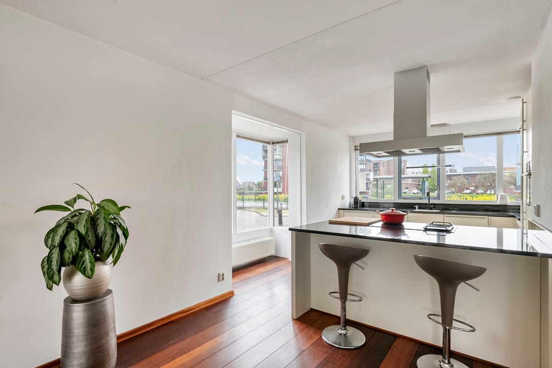 Foto 7 van Regenboog 163