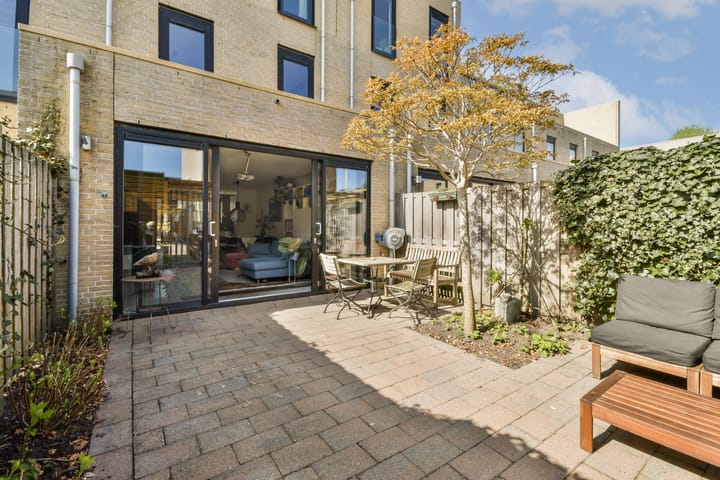 Foto 2 van Emmy Andriessestraat 419