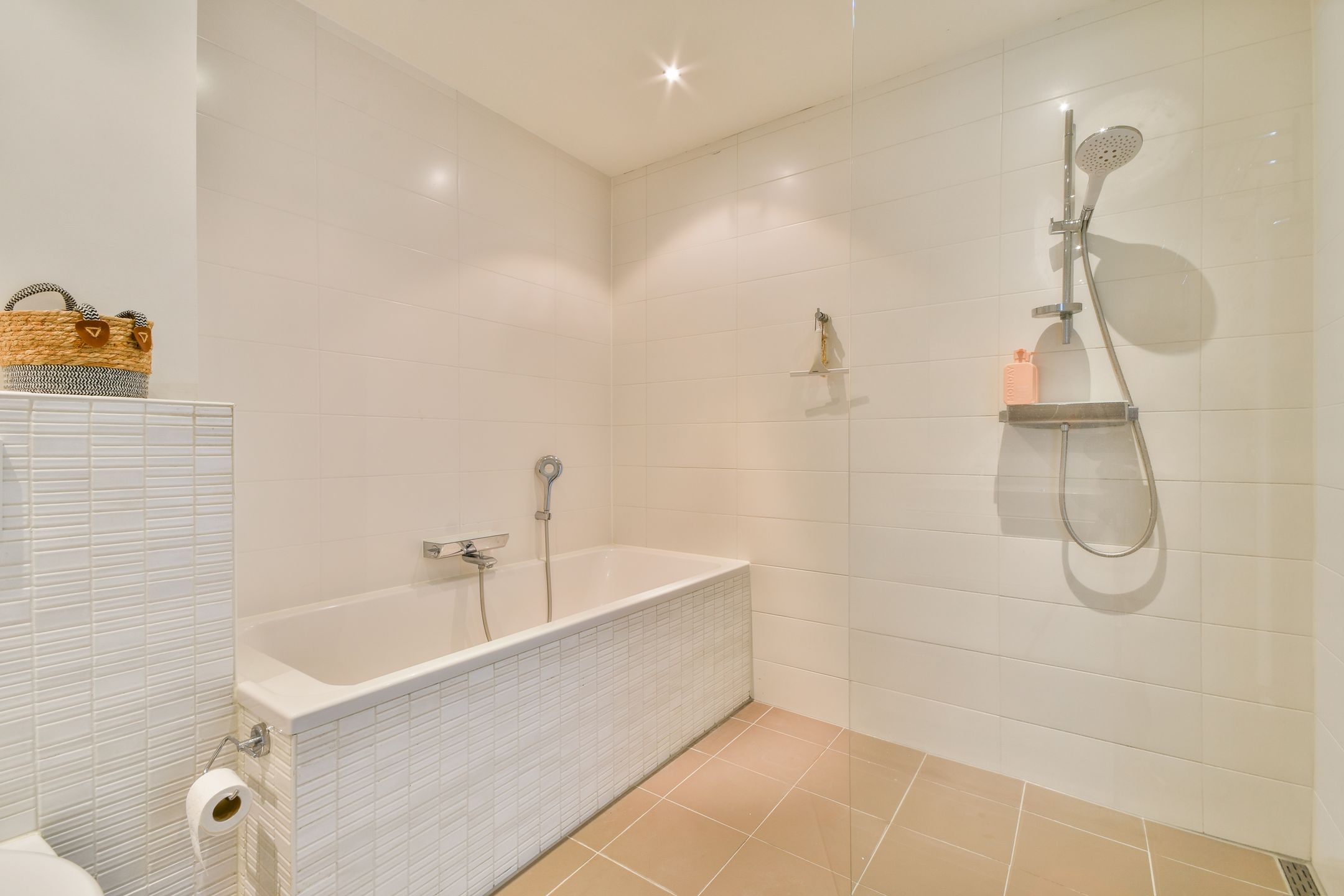 Photo 18 of Emmy Andriessestraat 419