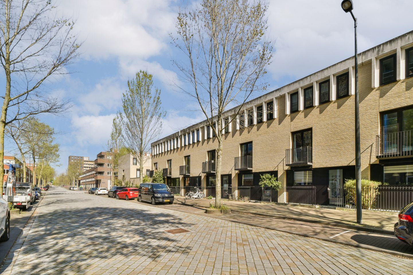 Photo 25 of Emmy Andriessestraat 419