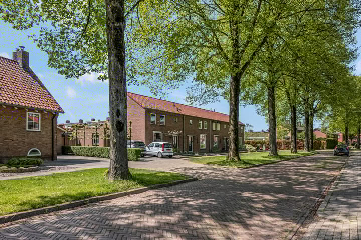 Foto 56 van van Heekstraat 7