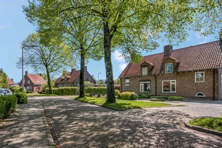 Foto 57 van van Heekstraat 7