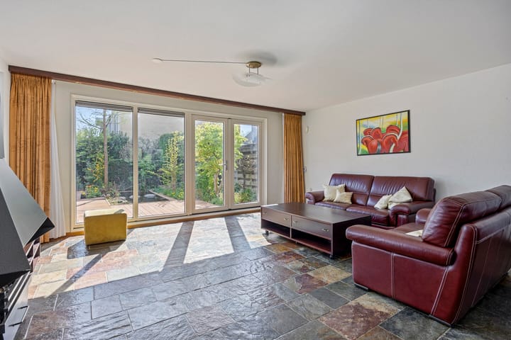 Foto 4 van Schweitzerlaan 65