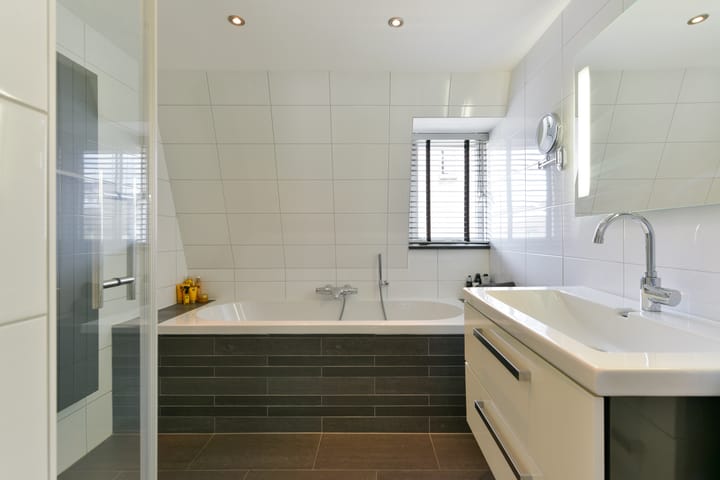 Foto 37 van Kanaalstraat 8