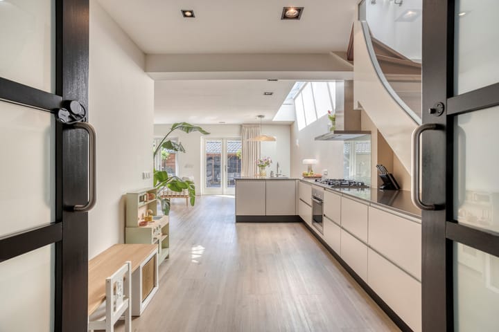 Foto 4 van Lochterstraat 25