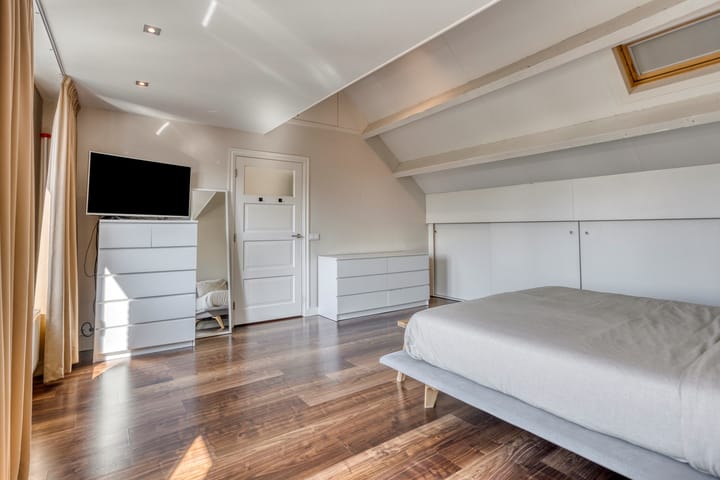 Foto 30 van Lochterstraat 25