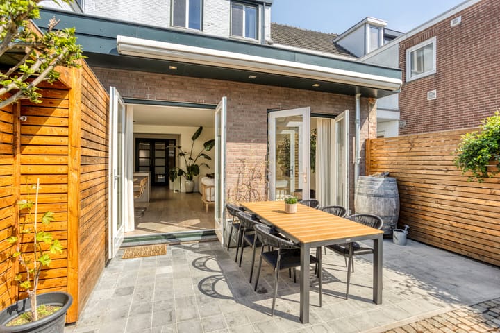 Foto 36 van Lochterstraat 25