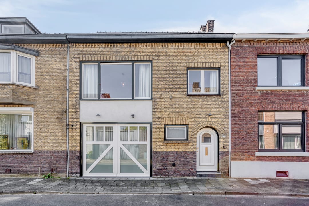 Photo 1 of Lochterstraat 25