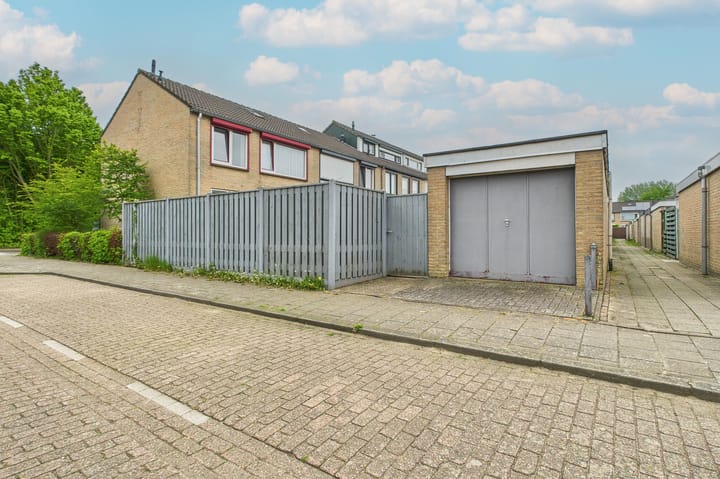 Foto 6 van Anemonenlaan 2