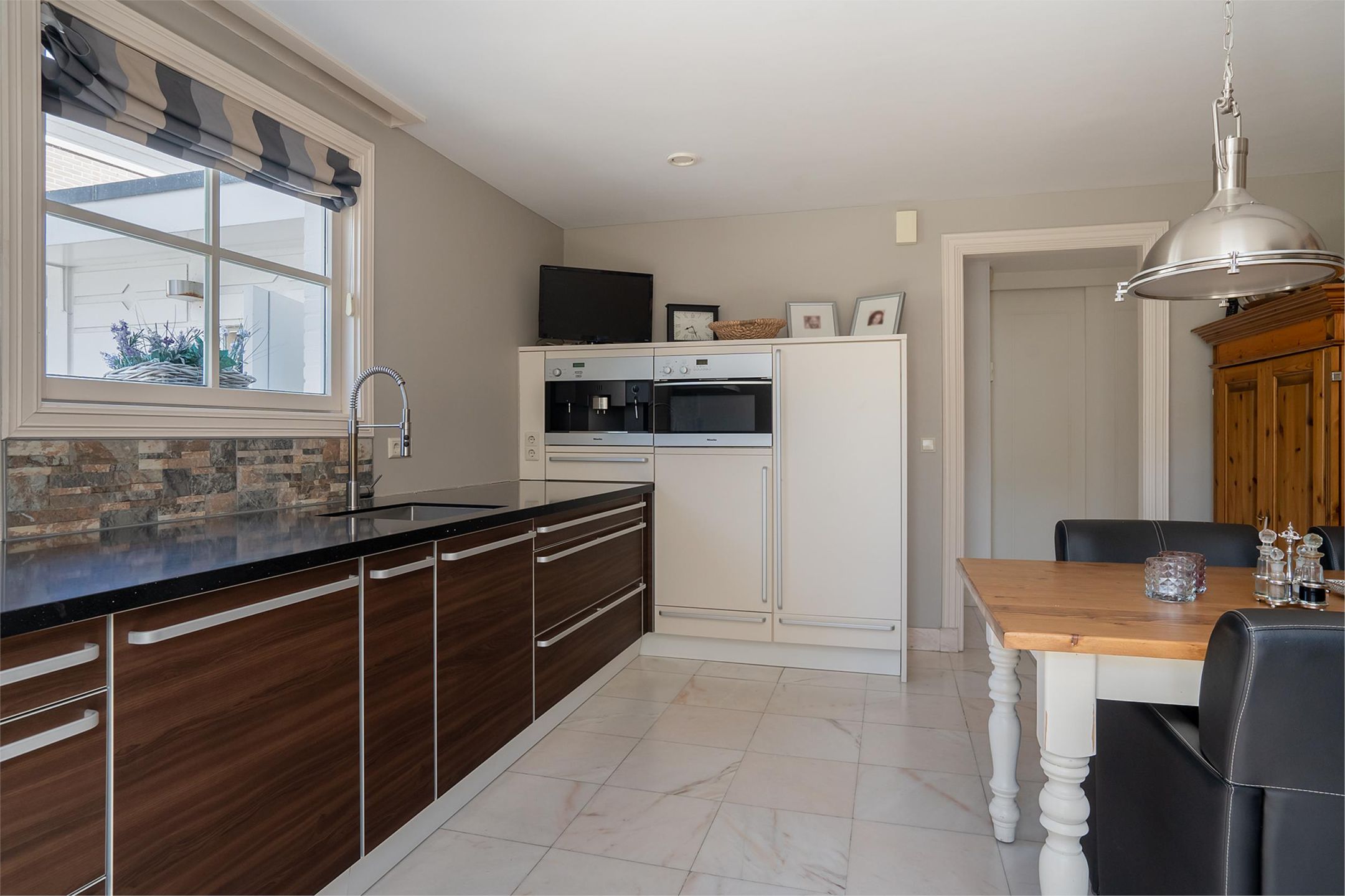 Photo 27 of Kostverlorenstraat 68