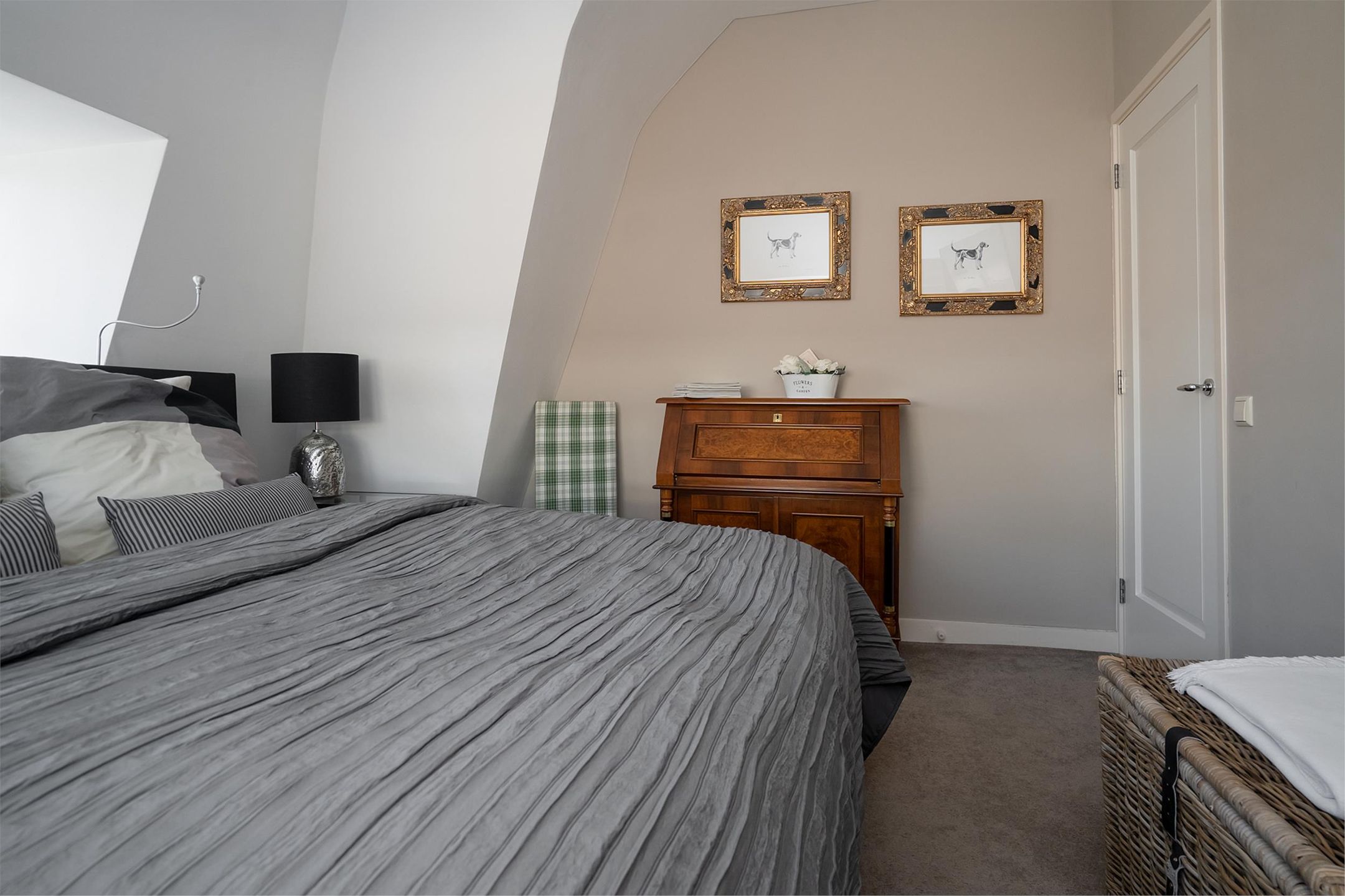 Photo 51 of Kostverlorenstraat 68