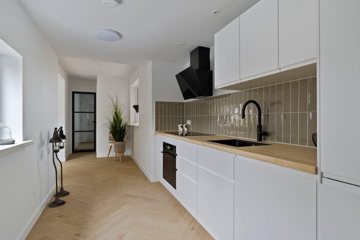 Foto 15 van Scharreweersterweg 37