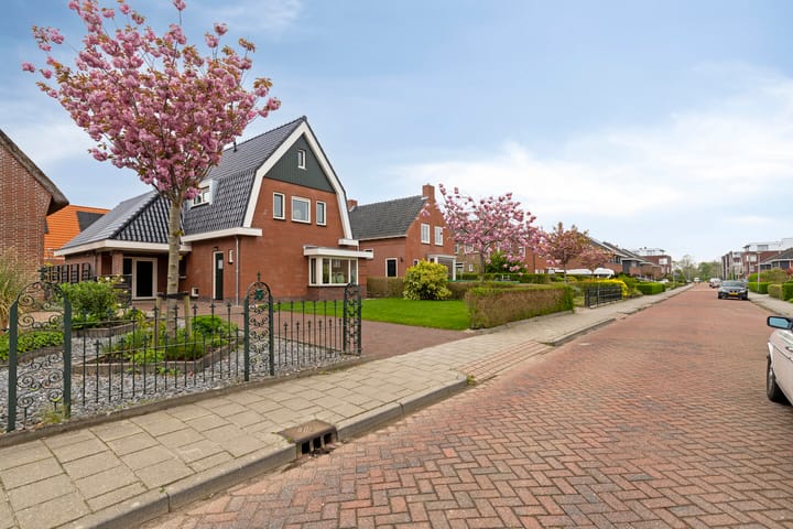 Foto 32 van Scharreweersterweg 37