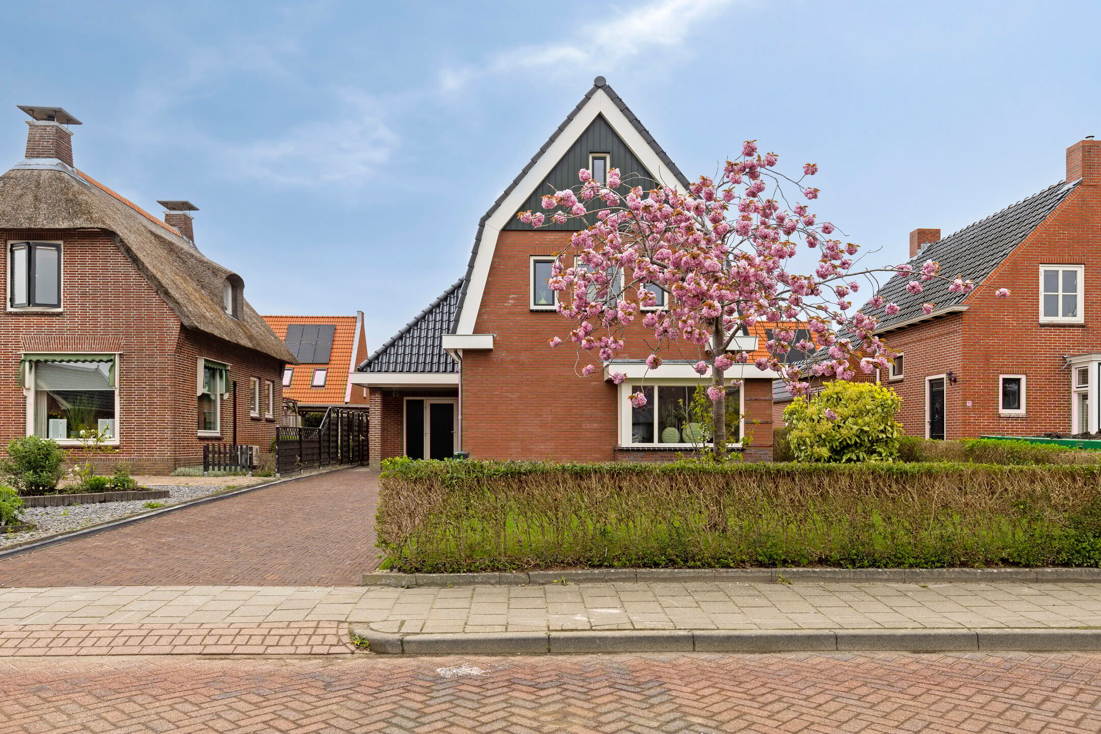 Foto 33 van Scharreweersterweg 37