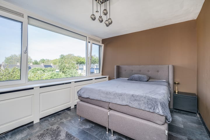 Foto 13 van Knikbloem 7