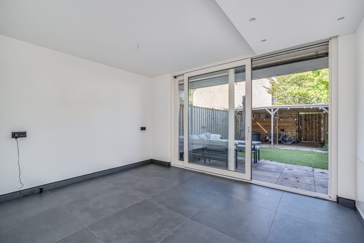 Foto 18 van Knikbloem 7