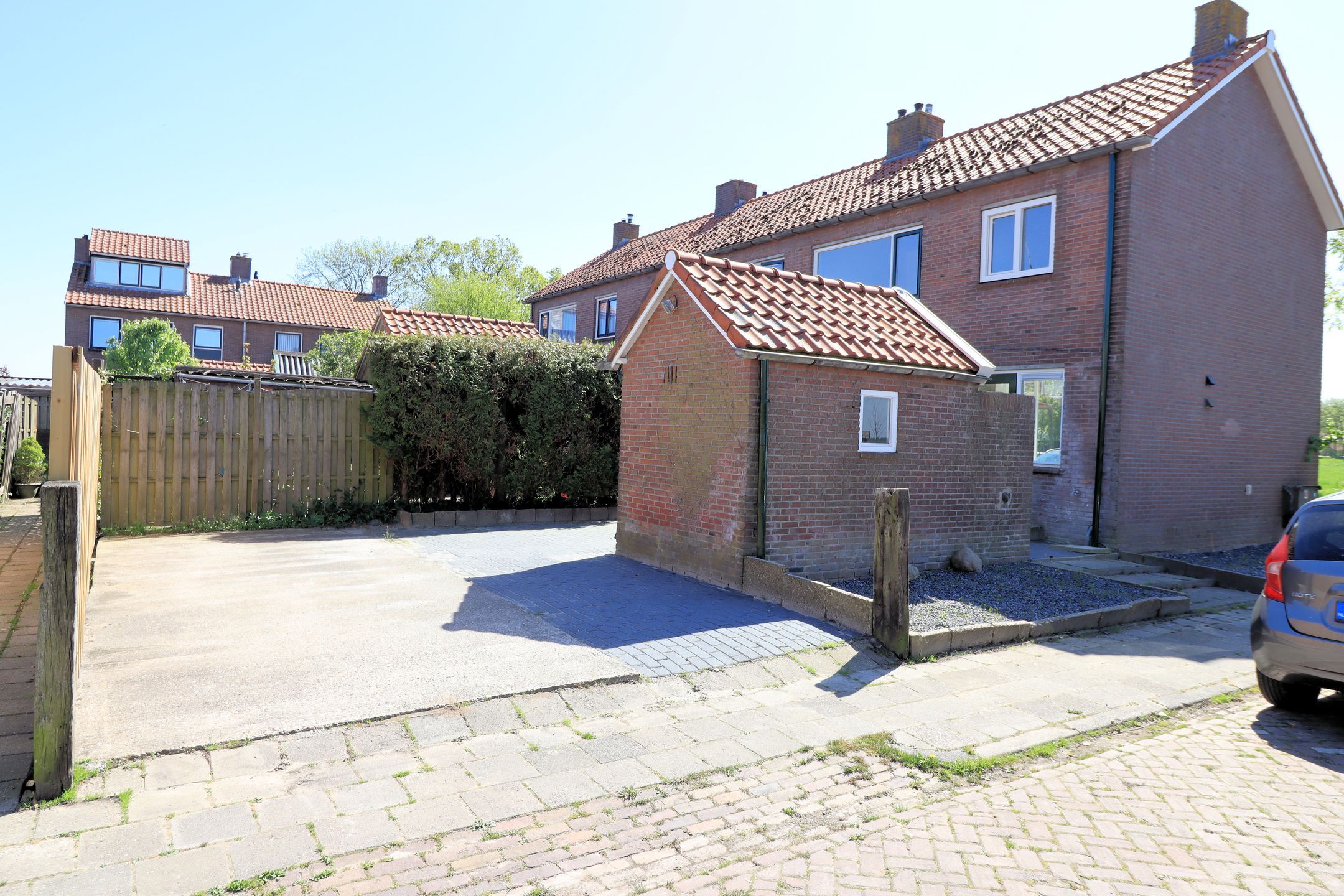 Foto 3 van Burgemeester van der Veenweg 6