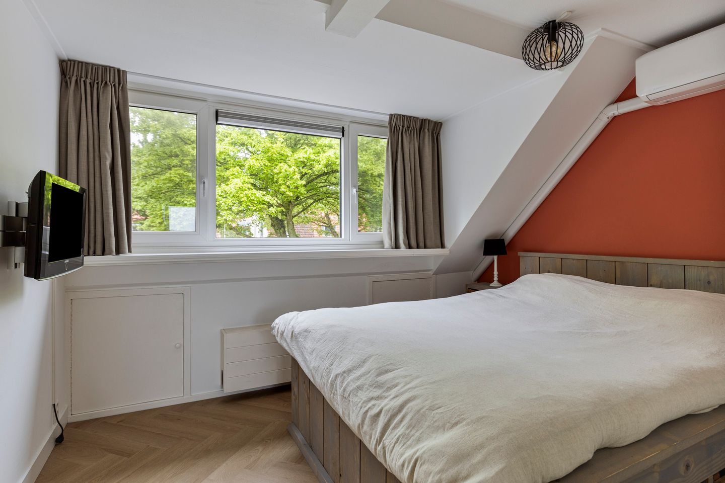 Foto 20 van Julianalaan 34