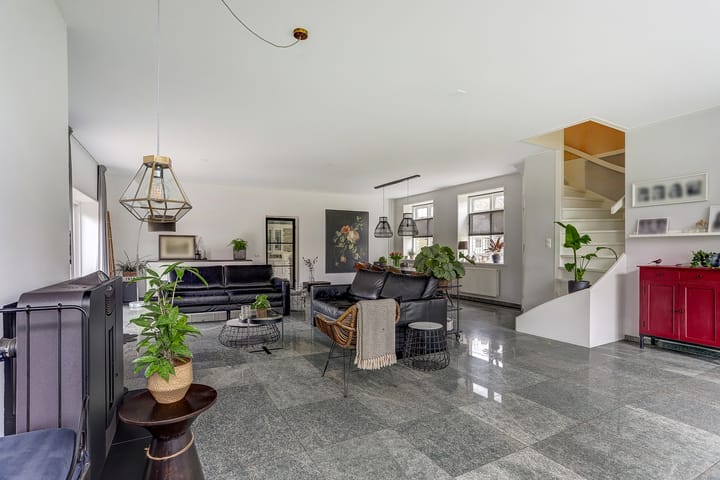 Photo 8 of Lege Hearewei 56