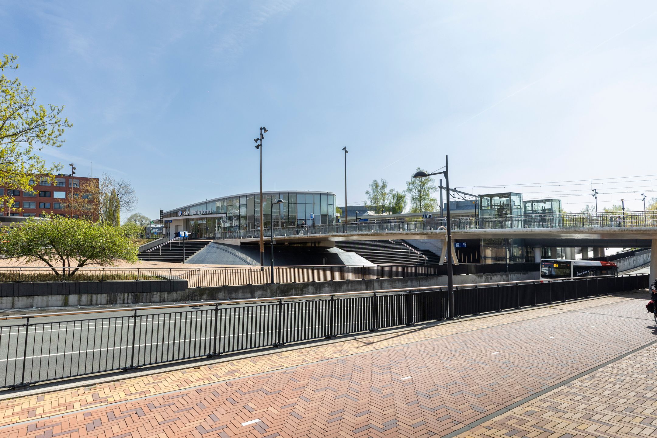 Foto 9 van Stationsplein 14