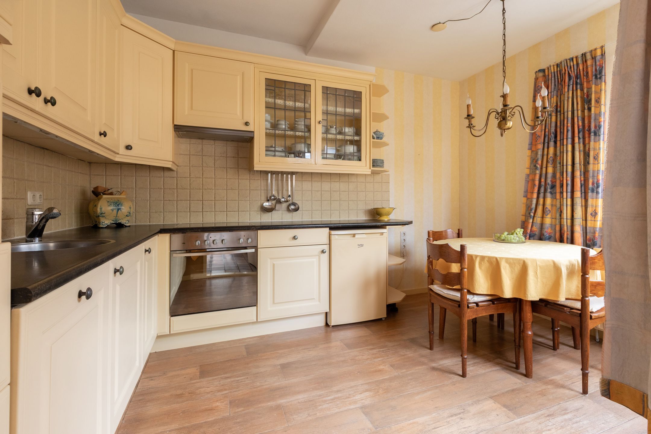 Foto 15 van Van Dijkhuizenstraat 37