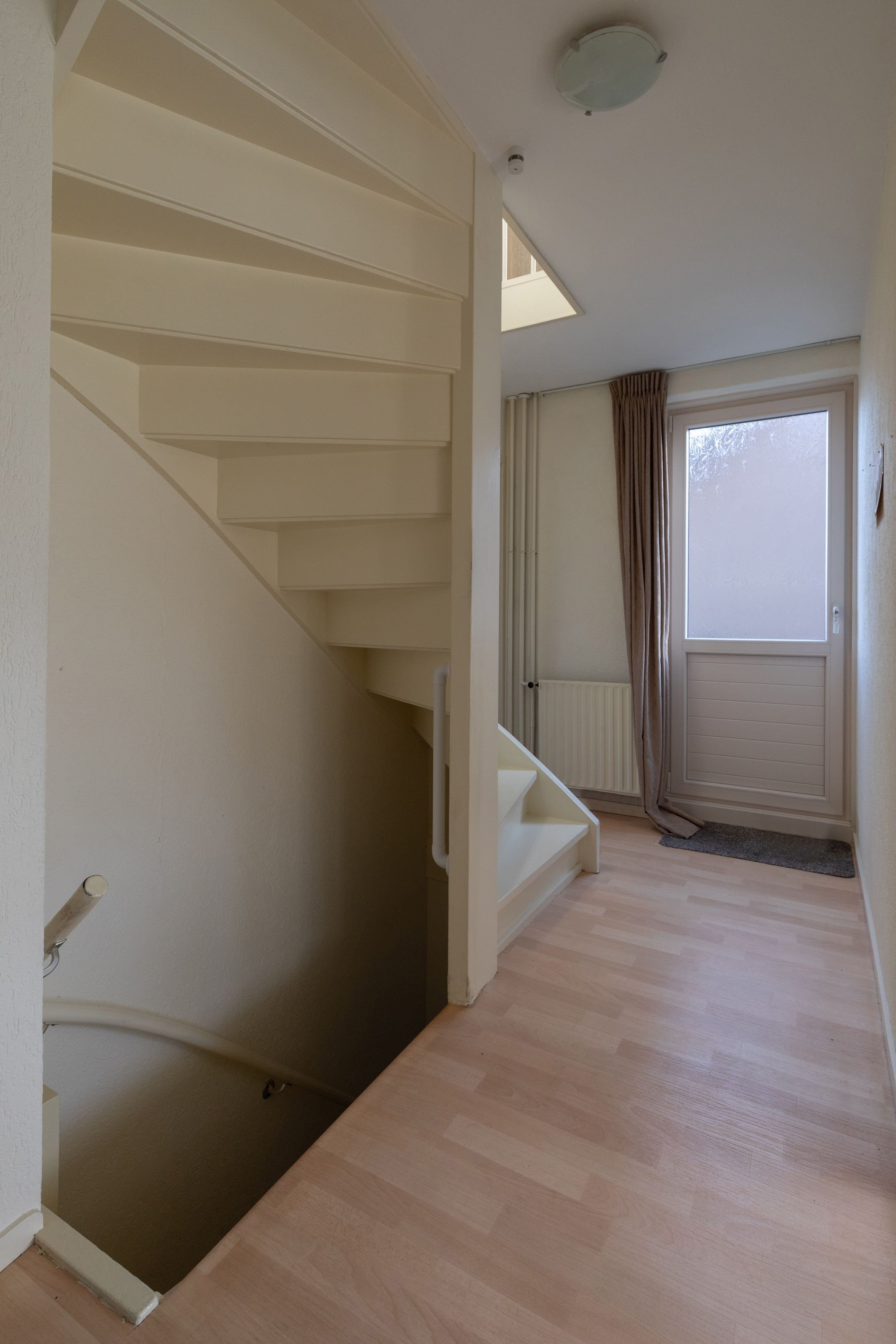 Foto 18 van Van Dijkhuizenstraat 37