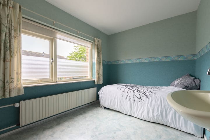 Photo 23 of Van Dijkhuizenstraat 37