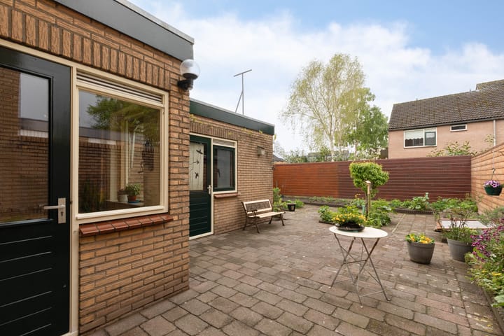 Photo 37 of Van Dijkhuizenstraat 37