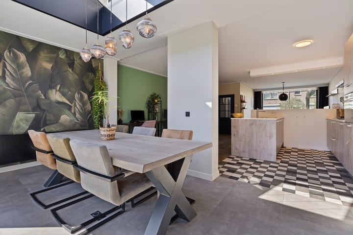 Foto 2 van Deken van den Heuvelstraat 80