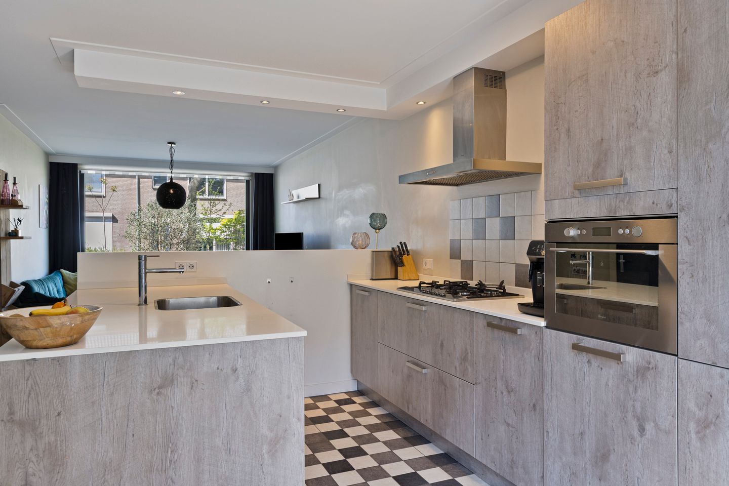 Foto 4 van Deken van den Heuvelstraat 80