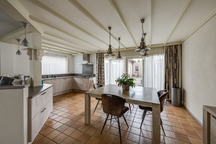 Foto 8 van Veldstraat 17