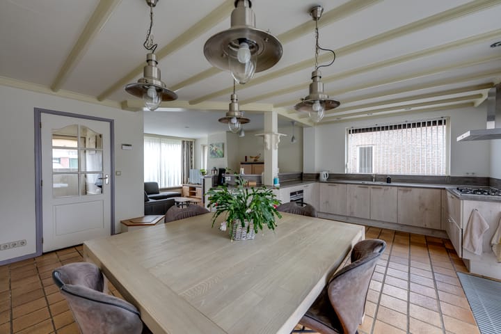 Foto 14 van Veldstraat 17