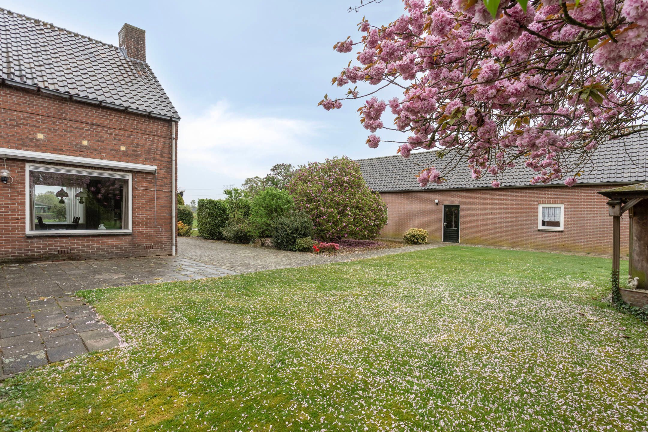 Photo 24 of Klaverhoekseweg 14