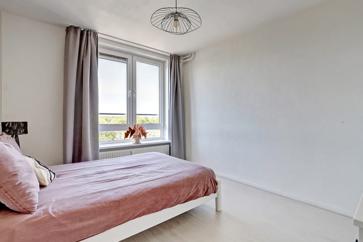 Foto 15 van Rietzangerstraat 111