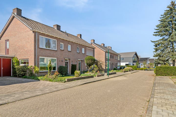 Foto 5 van Jan van Galenstraat 8