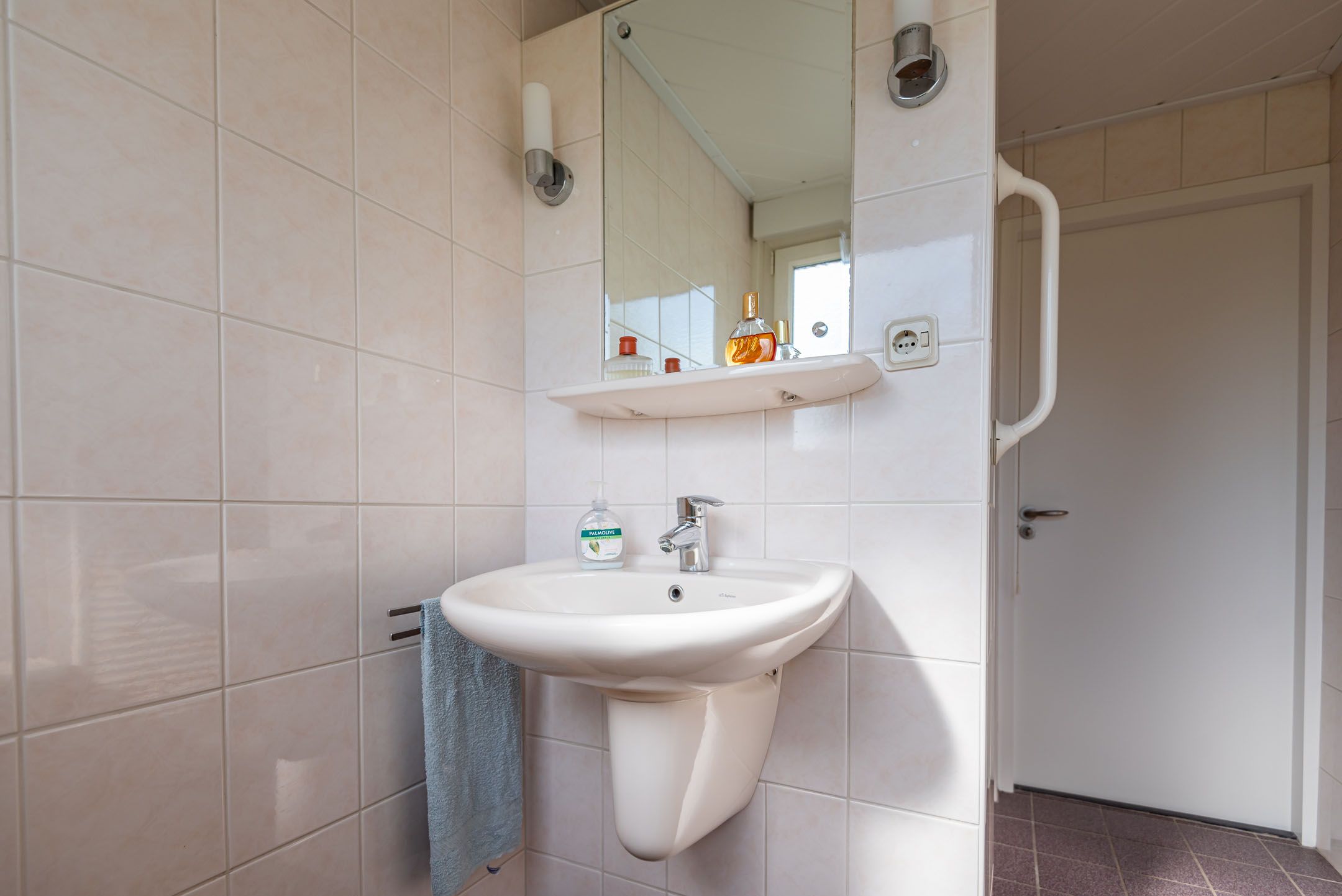 Foto 27 van Azewijnsestraat 7-A