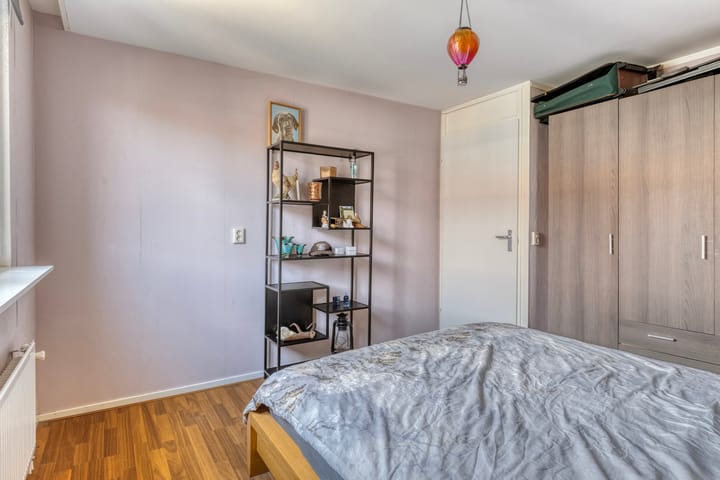 Foto 15 van Finsestraat 4