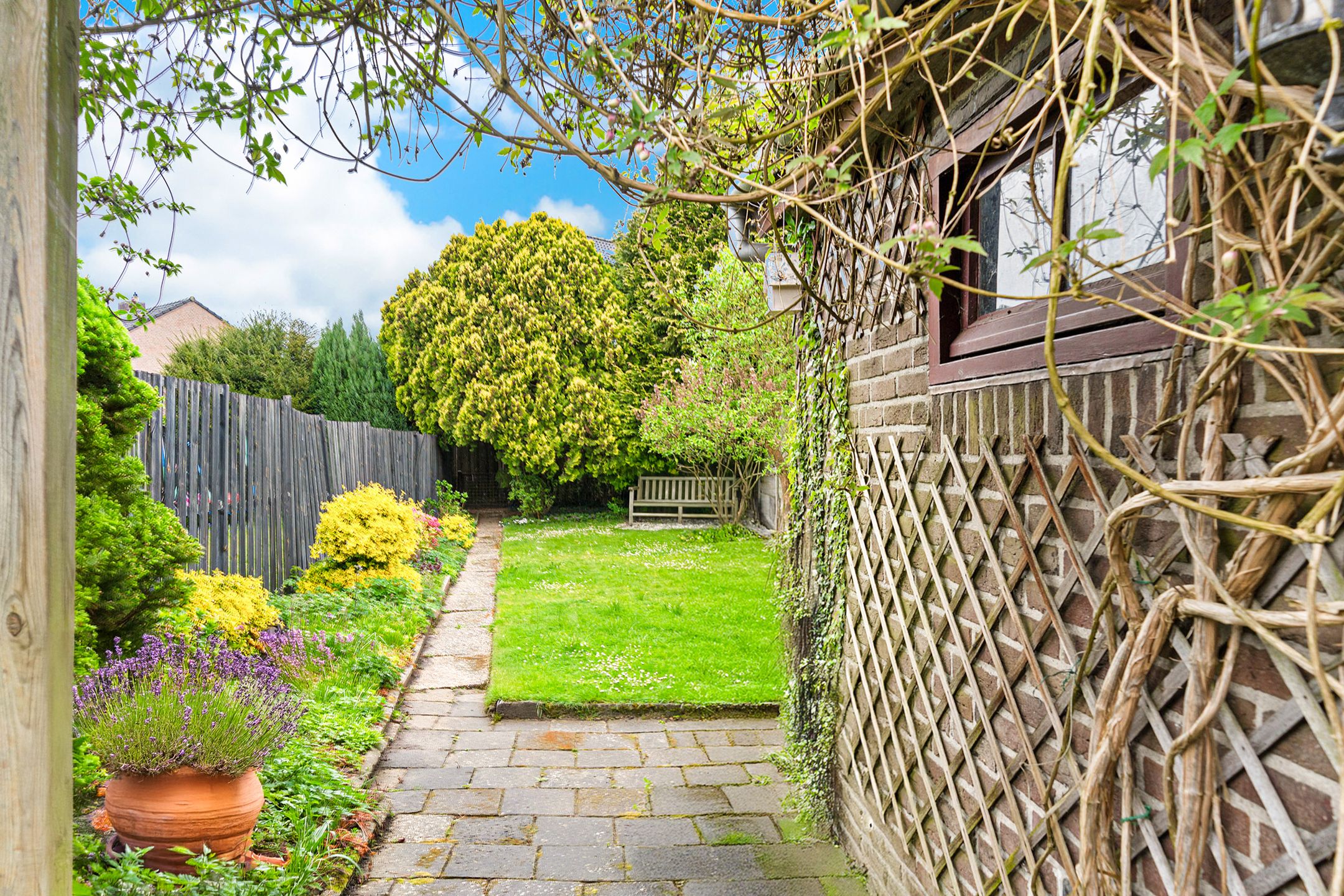 Foto 12 van Julianastraat 43