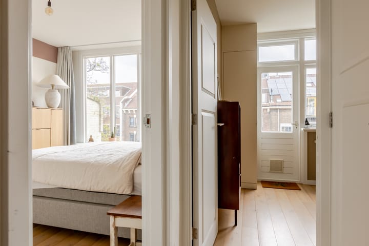 Foto 19 van Willem Buytewechstraat 219-A03