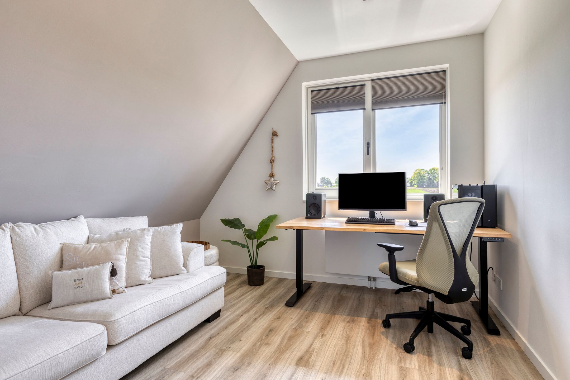 Foto 39 van Haneweg 13-B