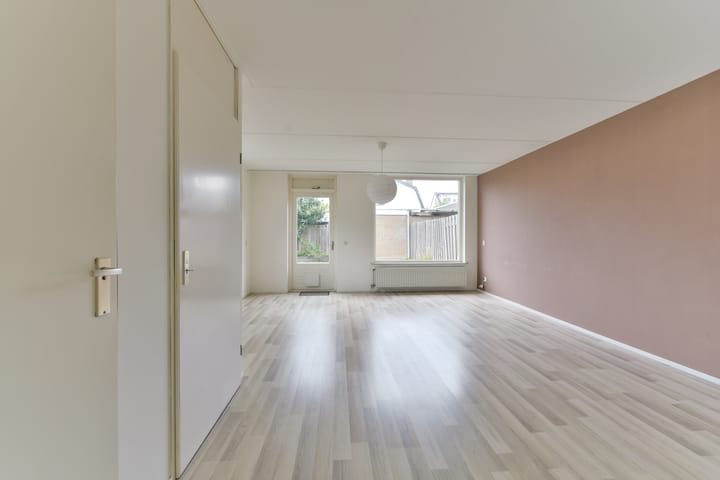 Foto 9 van Middellaan 10